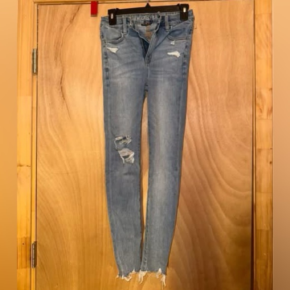 American Eagle Outfitters Skinny Distressed Blue Jeans